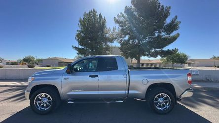 2016 Toyota Tundra Double Cab