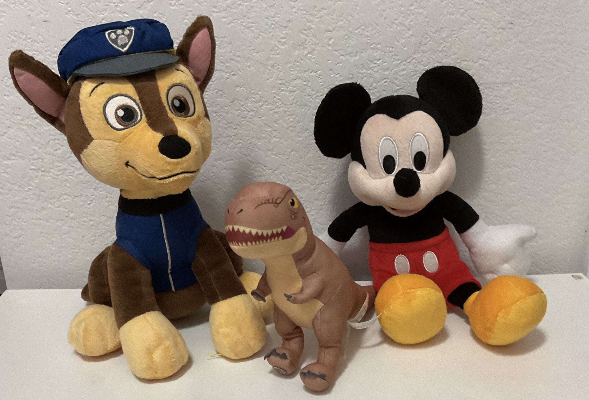 Stuffed Toy Lot