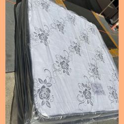 King size mattress / Colchón