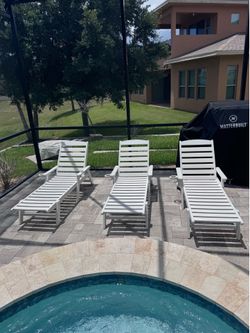 OUTDOOR LOUNGE CHAIR $100