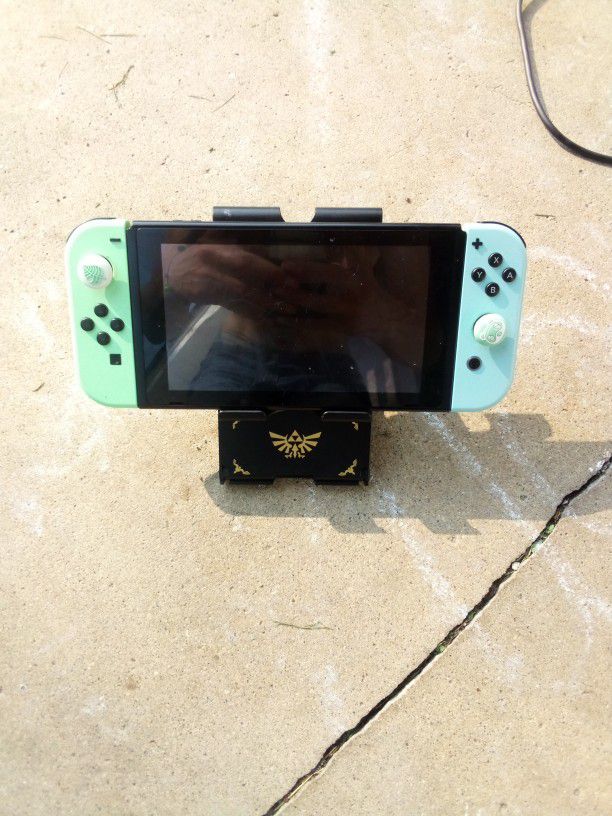 Nintendo Switch Animal Crossing Edition With Accessories