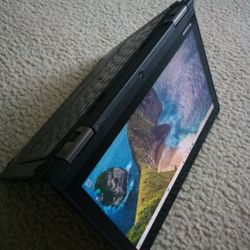 THINK PAD YOGA 12 ULTRABOOK LAPTOP TOUCHSCREEN WINDOWS 11 INTEL CORE 5 AND CHARGER