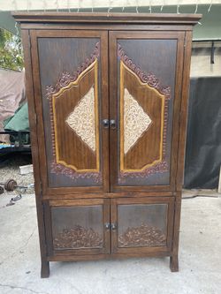 dresser