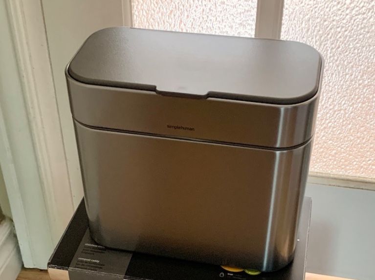 High End SIMPLEHUMAN Compost Caddy – Convenient and Stylish Kitchen Solution