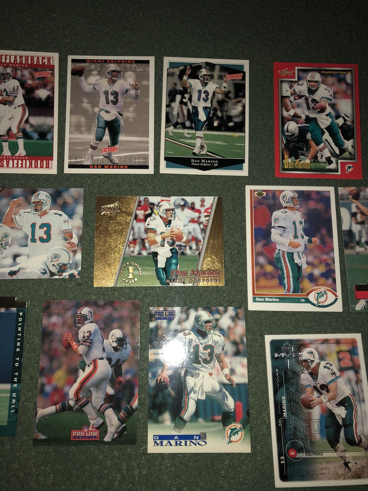 Dan Marino 12 Trading Cards