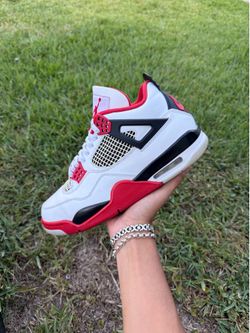 Jordan 4 “Fire Red” Size 8 Men