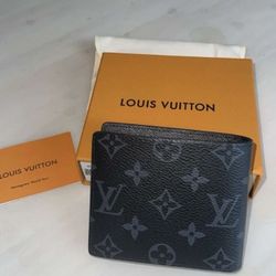 LV Wallet Men’s