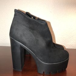 Women Boots Size 38