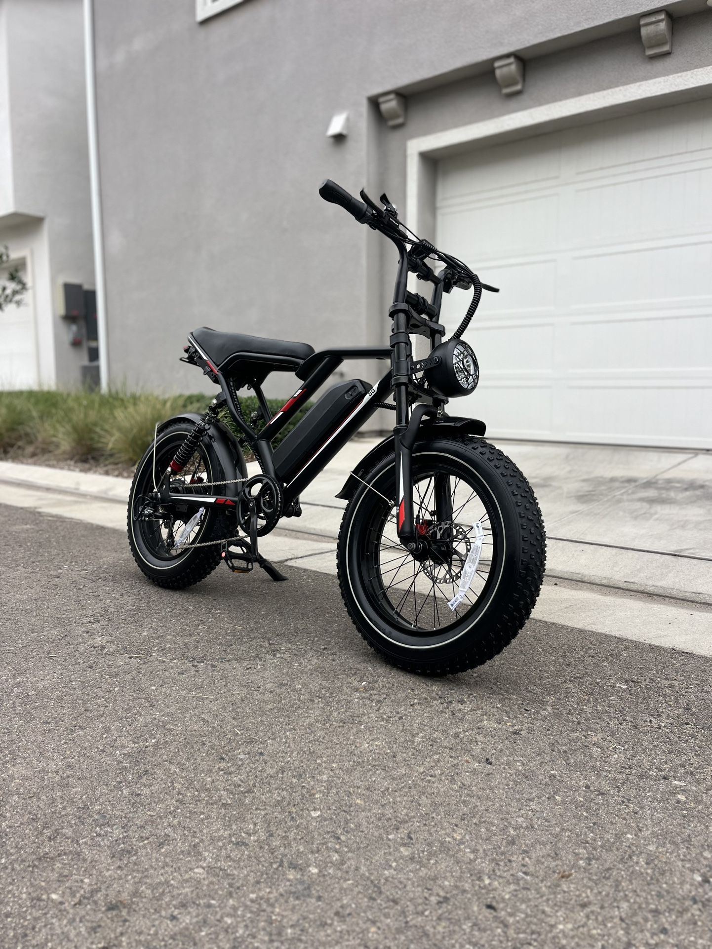 2026 S8 eBike – Brand New, Zero Miles, Still in Packaging