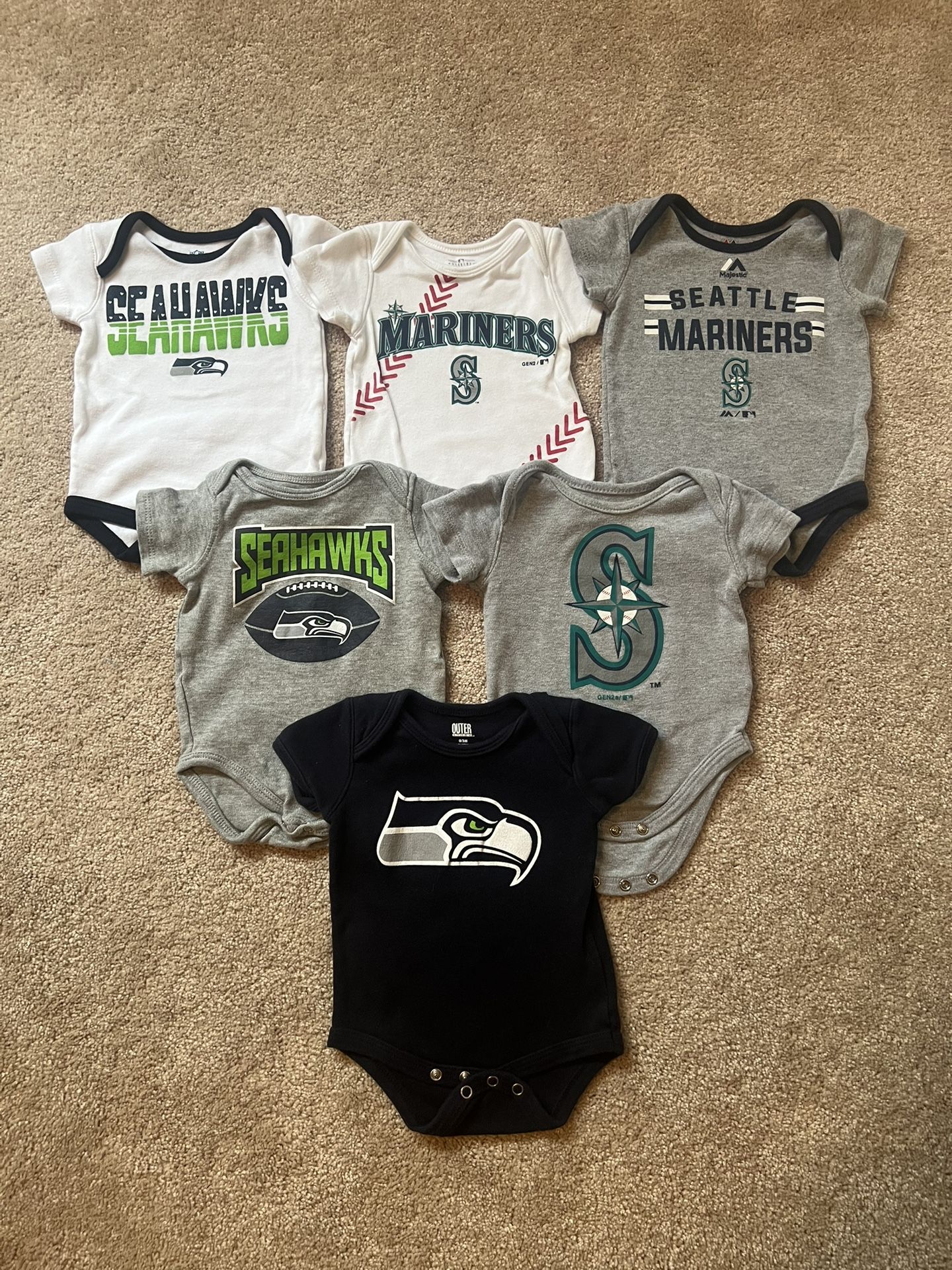 0-3m Seattle Sports Onesies