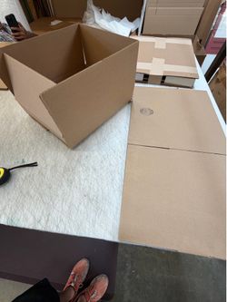 Warehouse Liquidation !!!!!!!Premium cardboard packing boxes