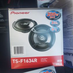 Pioneer 6 1/2 Door Speakers