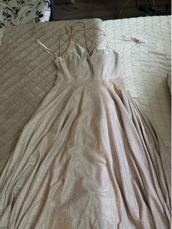 Windsor sparkly prom/ formal dress