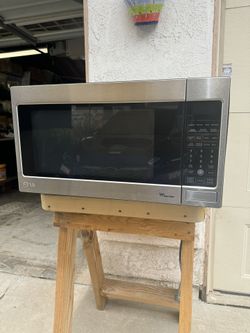 LG Microwave Oven With EasyClean 1200W
