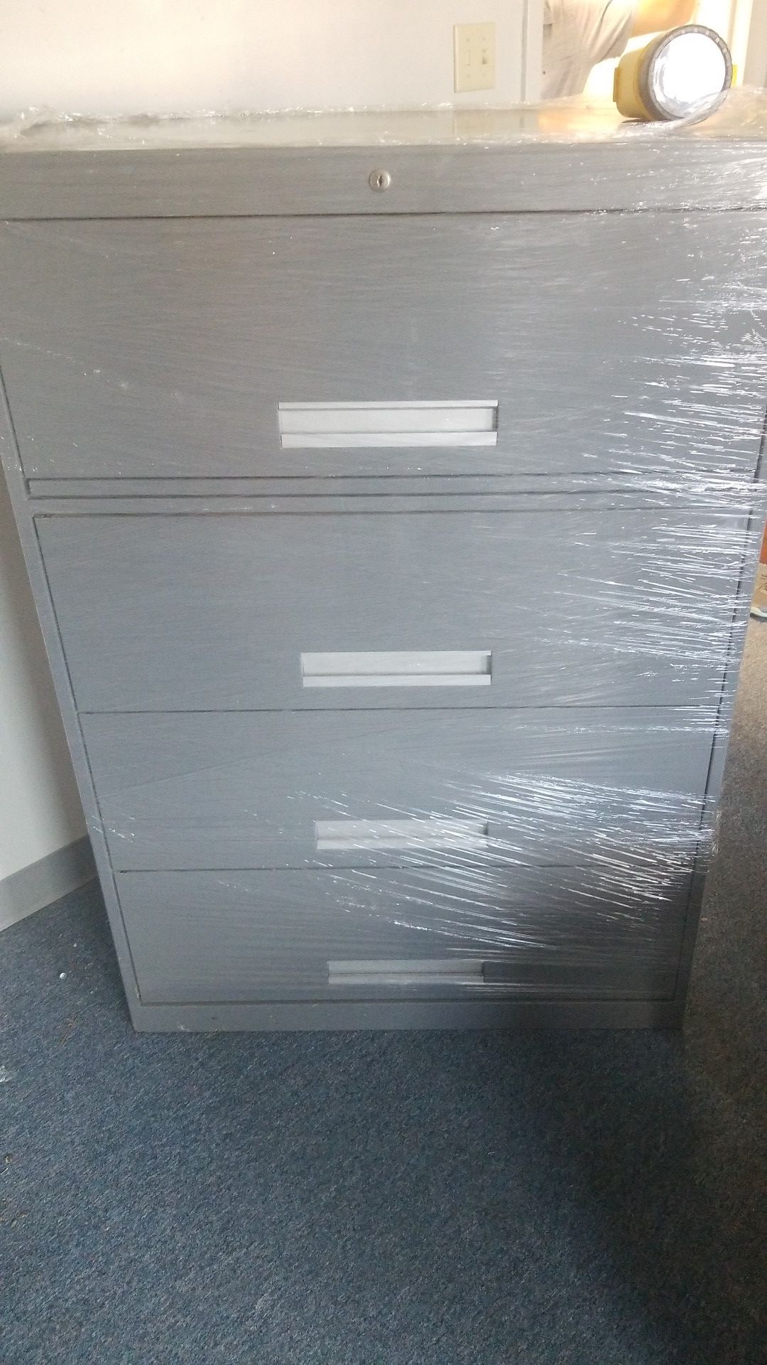 4 drawer Metal file cabinet