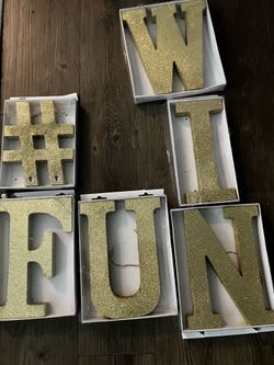 Decor letters