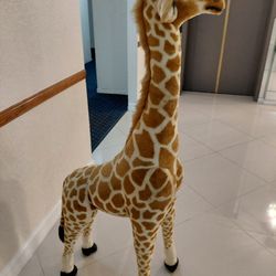 Authentic  Adorable Melissa And Doug Giraffe 🦒 