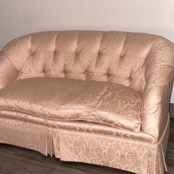$3,800 — Exquisite Beacon Hill Tufted Damask Sofa (Blush Pink) – Hollywood Regency