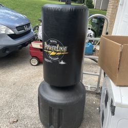 Freestanding kick boxing bag