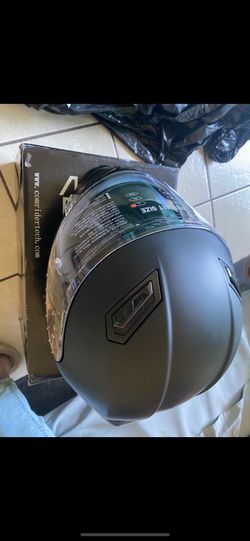 Motorcycle helmet