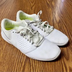 Nike Sideline IV Cheer Shoes White Size 8.5 Cheerleading Tumbling