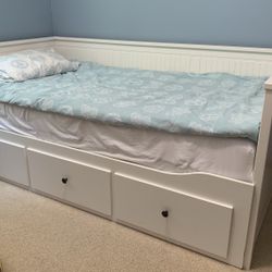 IKEA HEMNES day bed, Mattresses Included!