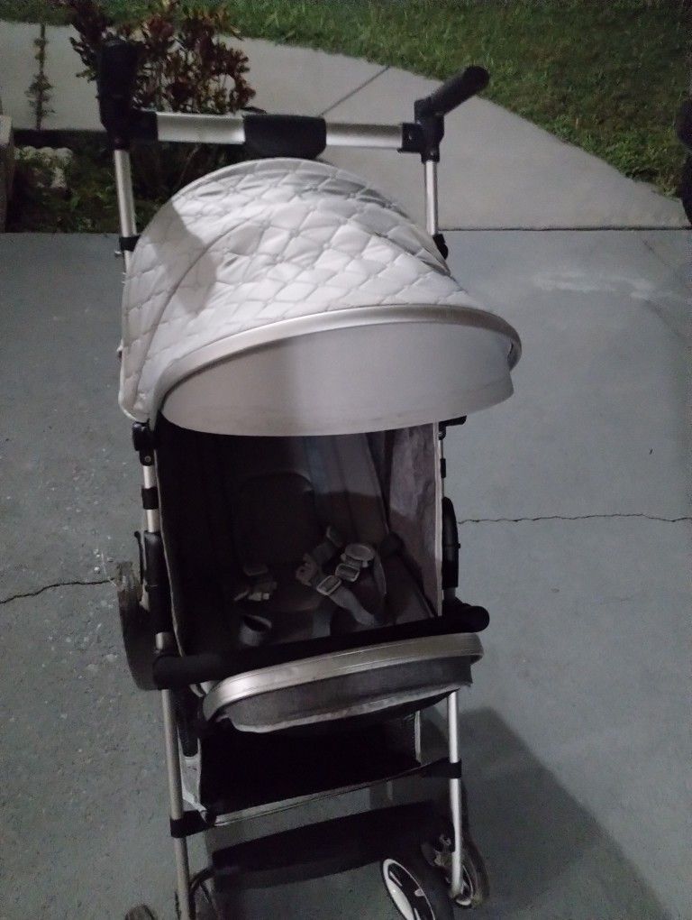Stroller 