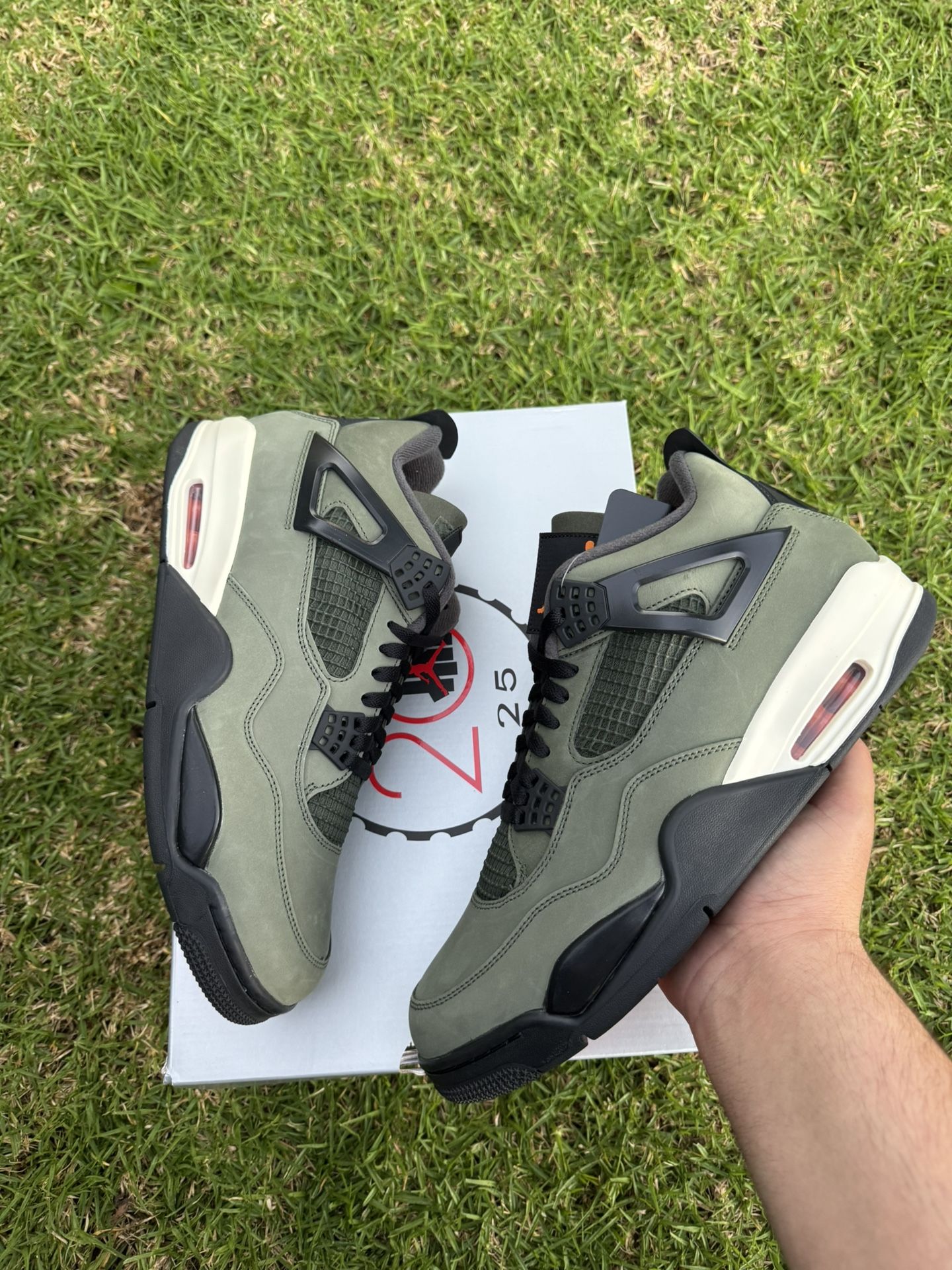 Jordan 4 Undefeated Size 12