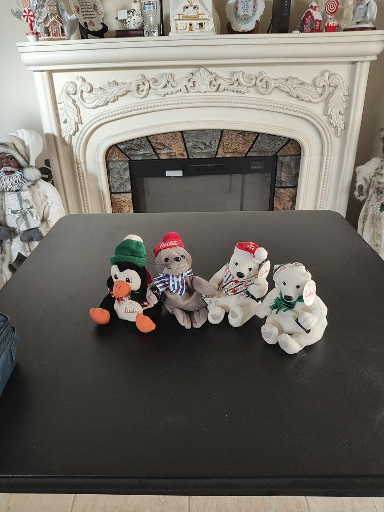 Christmas Stuffed Animal Decor