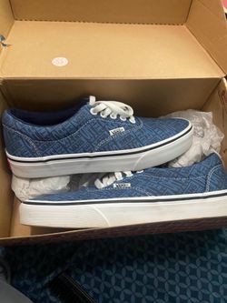 Logo navy blue vans shoes size 7.5 M vans doheny