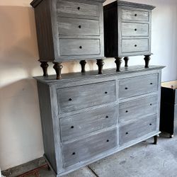 Farmhouse Gray Dresser Set ( 2 Nightstands)