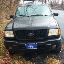 2001 Ford Ranger With Cap 