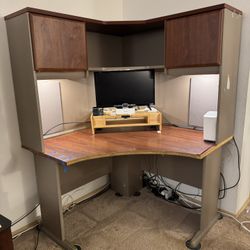 Corner Desk With Hutch 