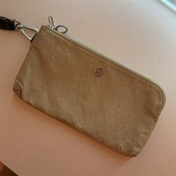 Beige LuLulemon wallet/wristlet