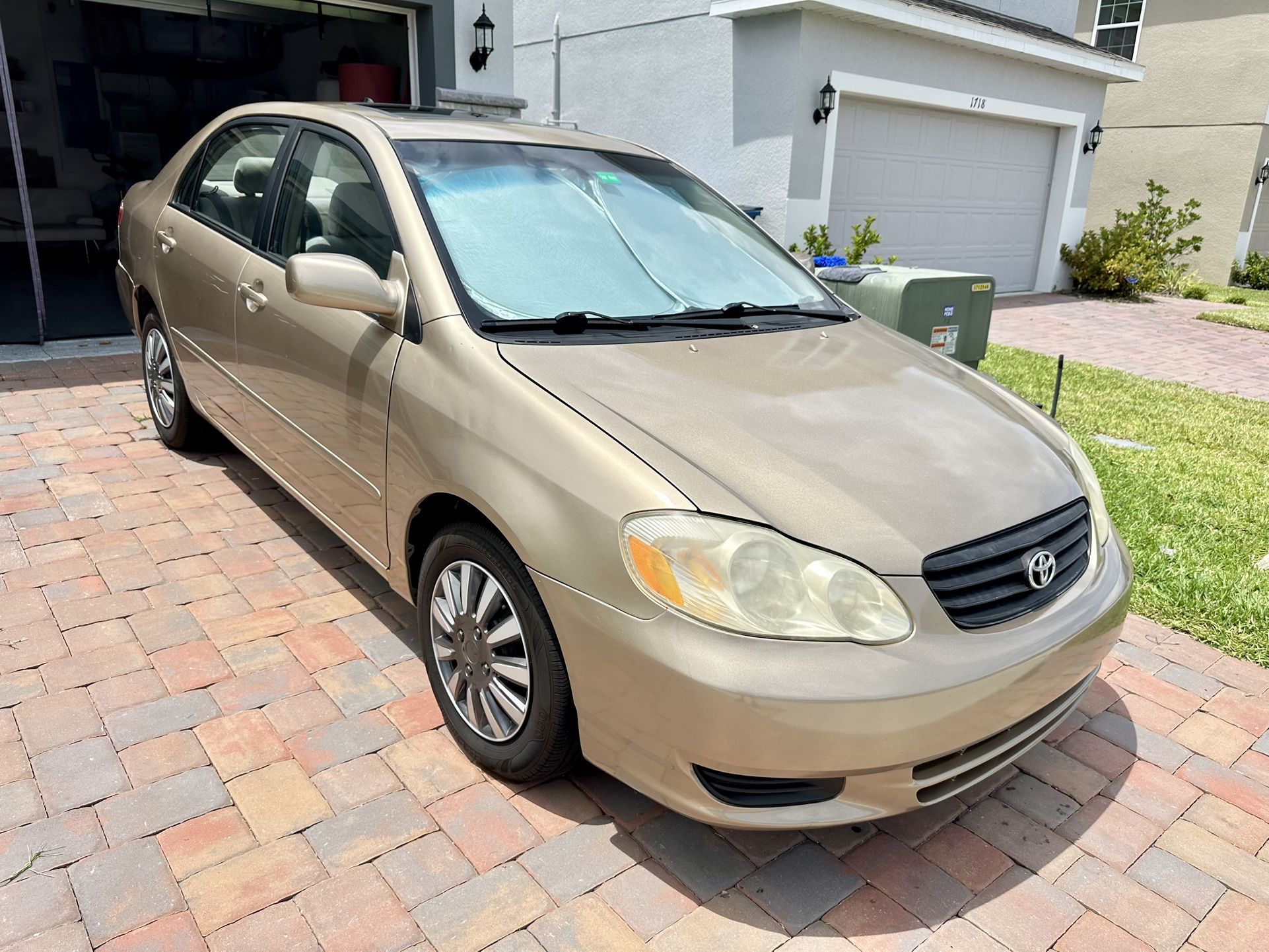 2004 Toyota Corolla