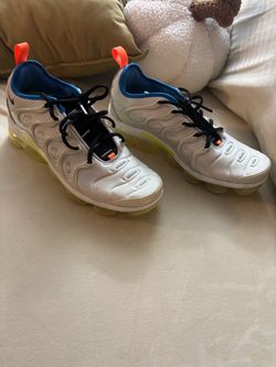Nike Air VaporMax Plus Sneakers size 9