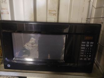 GE Counter Top Microwave