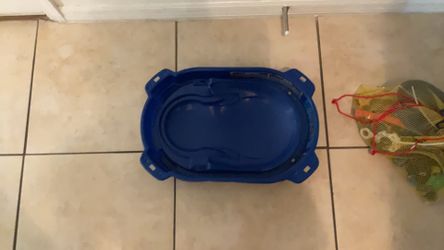 Beyblade arena and beyblade parts and launchers