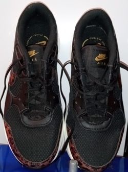 New Women's Nikes Air