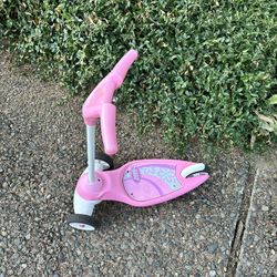 Radio Flyer pink scooter 