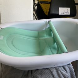 Bathtub 