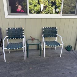 Outdoor chairs And Small Table