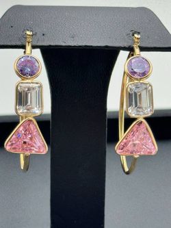 14k yellow gold stone heart hoop earrings