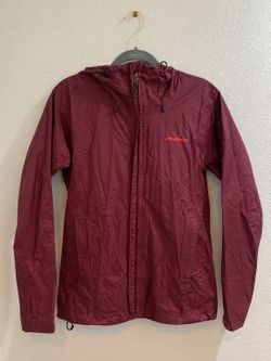Burgundy rain jacket | Patagonia