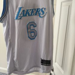 LBJ Jersey 