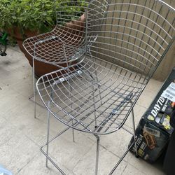 Set of 2 Wire Bar Stools Chrome