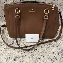 Coach Leather Purse! Excellent Condition!