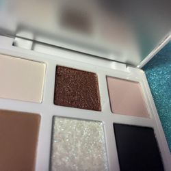 Lithe Astral Eyeshadow Palette 