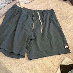 Men’s Vuori Workout Swim Shorts. XXL