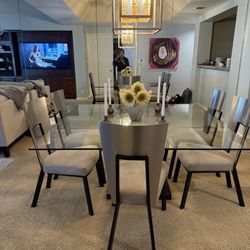 Modern Chic Dining Table And Chairs - $300